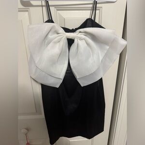 Do+Be Black mini dress with bow at front